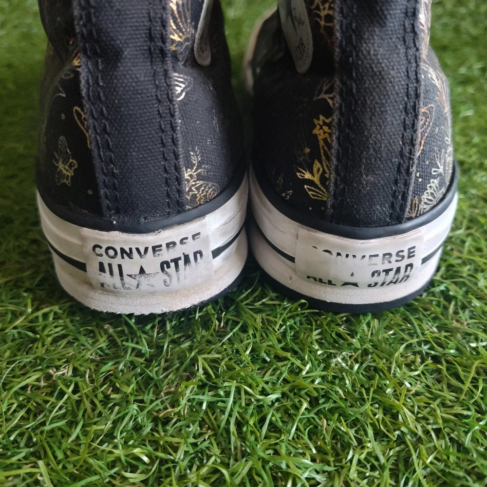 Converse all stars